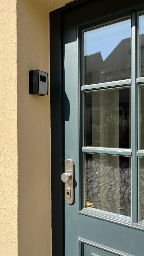 Ferienwohnung Im Stadionischem Hof Walluf Exterior photo